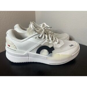 On The Roger Pro 2 Tennis All White Woman's Size US 8.5